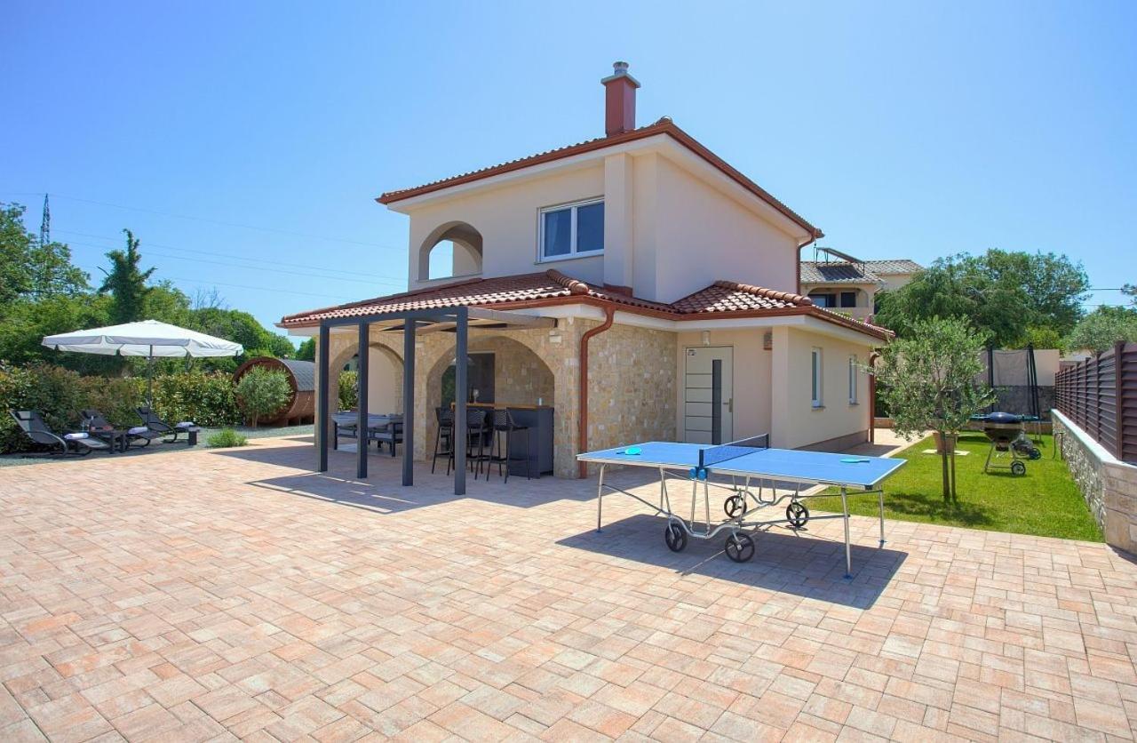 Holiday House Sea & Sun Residence Rasopasno Exterior foto